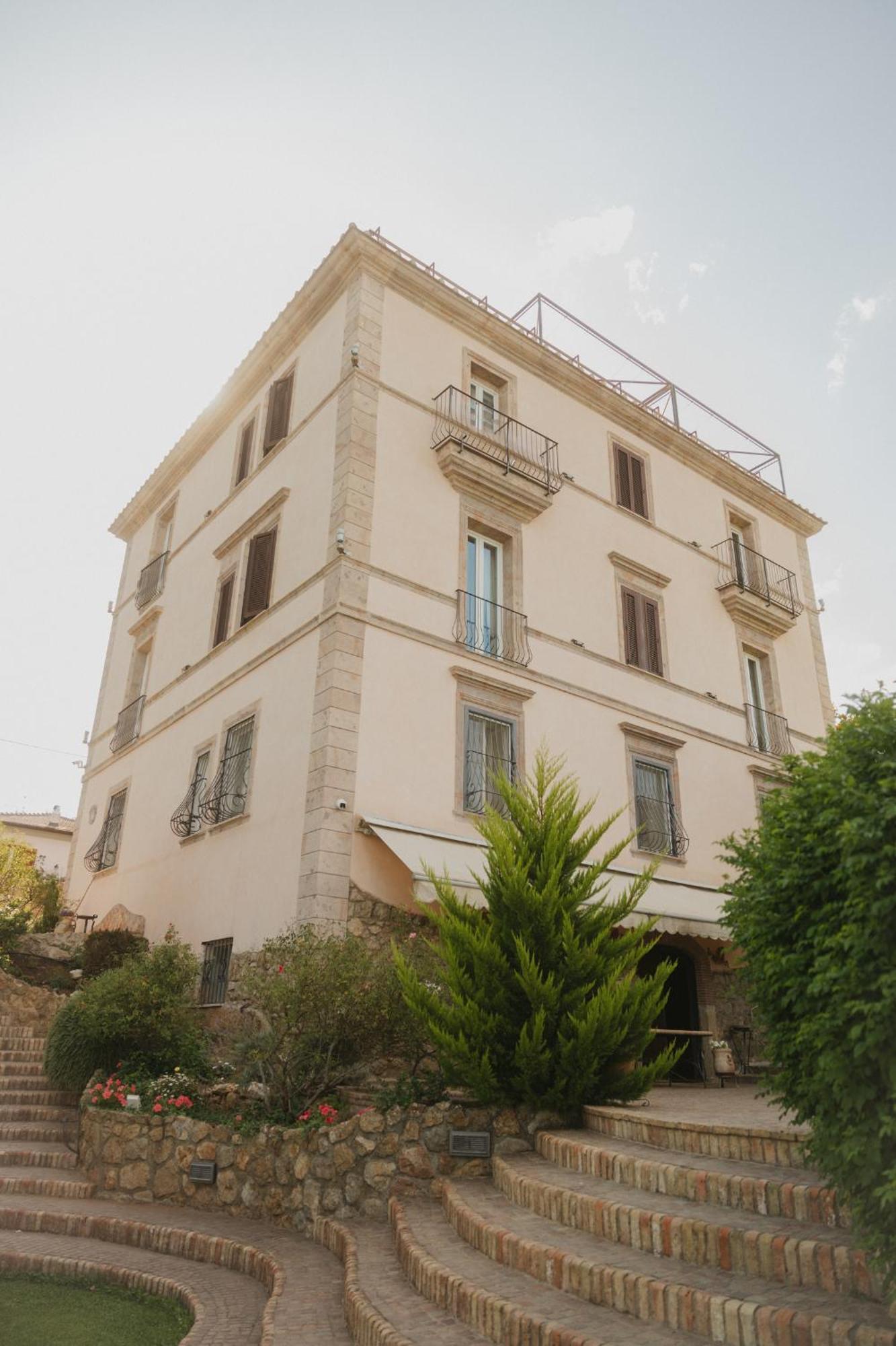 Villa Clodia Relais Manziana Exterior foto